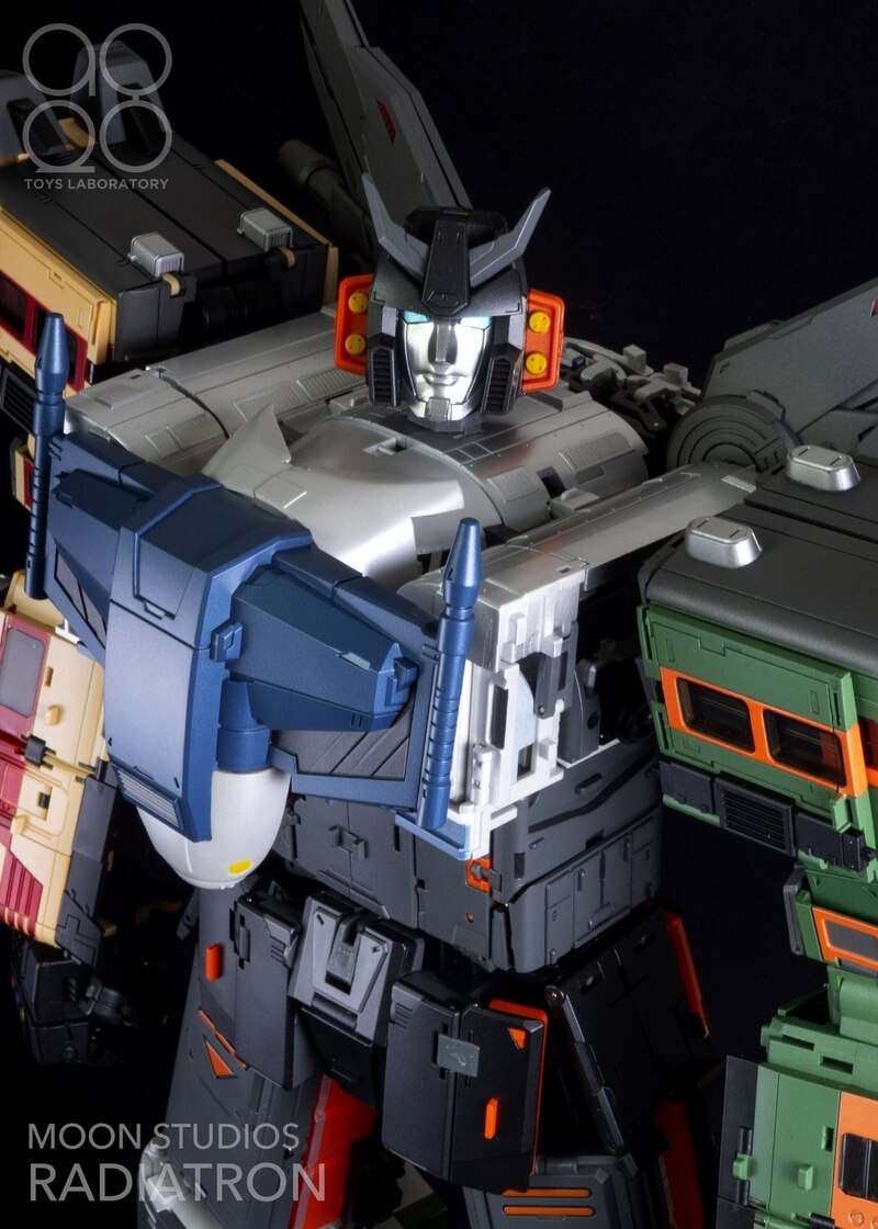 Moon Studio Radiatron Combiner Team Images